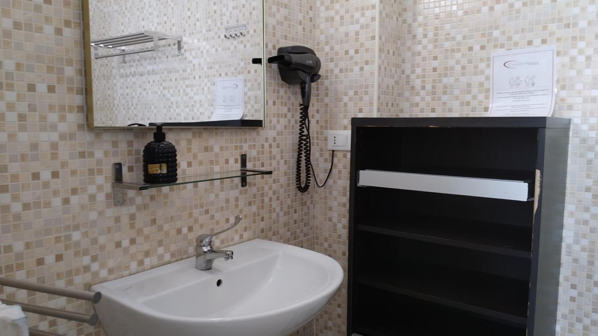 Cconforthotels Appartamento Crispi Bari Exterior photo